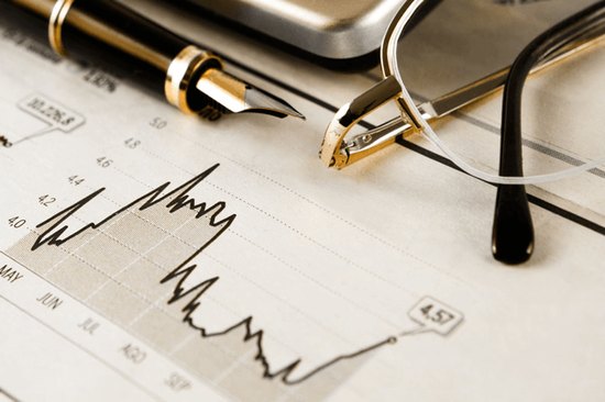 AI算力上下游企业上半年业绩捷报频传